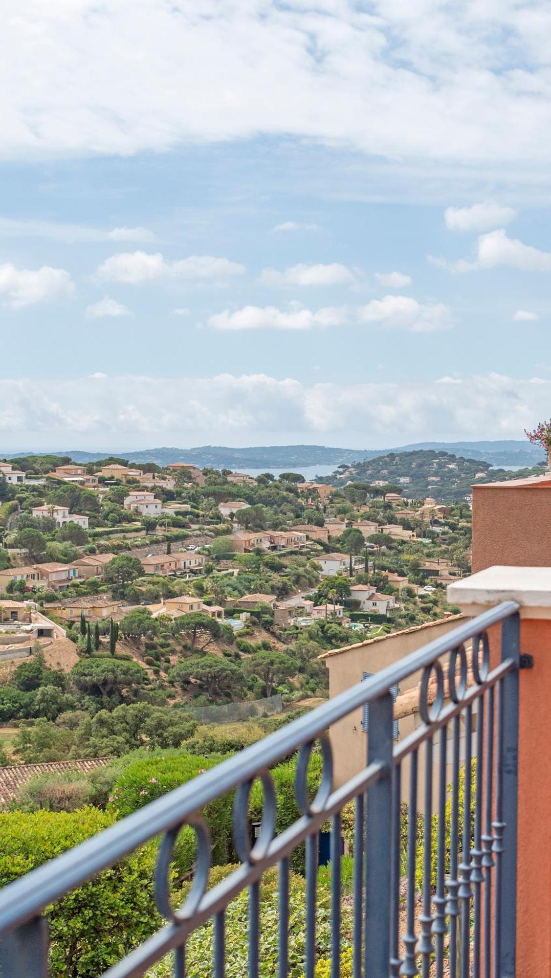 Les Cigales, Superbe Vue - Golfe De Sainte-Maxime Exterior foto