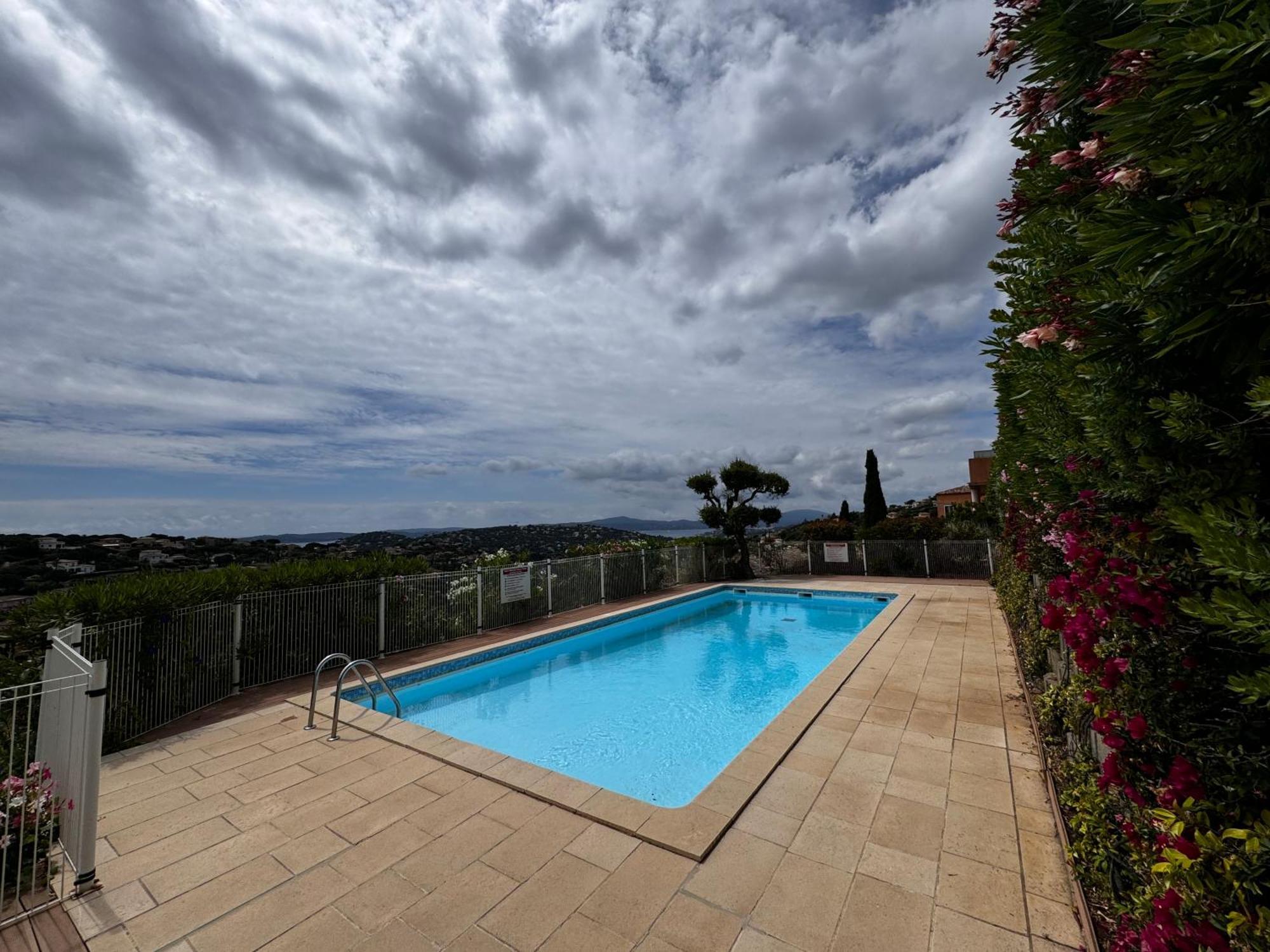 Les Cigales, Superbe Vue - Golfe De Sainte-Maxime Exterior foto